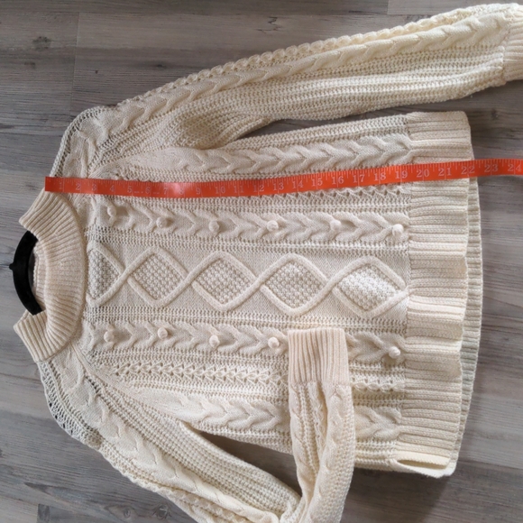 J. Crew Cable Knit Pom Pom Sweater Sz: XS NWT $98 - Picture 11 of 13